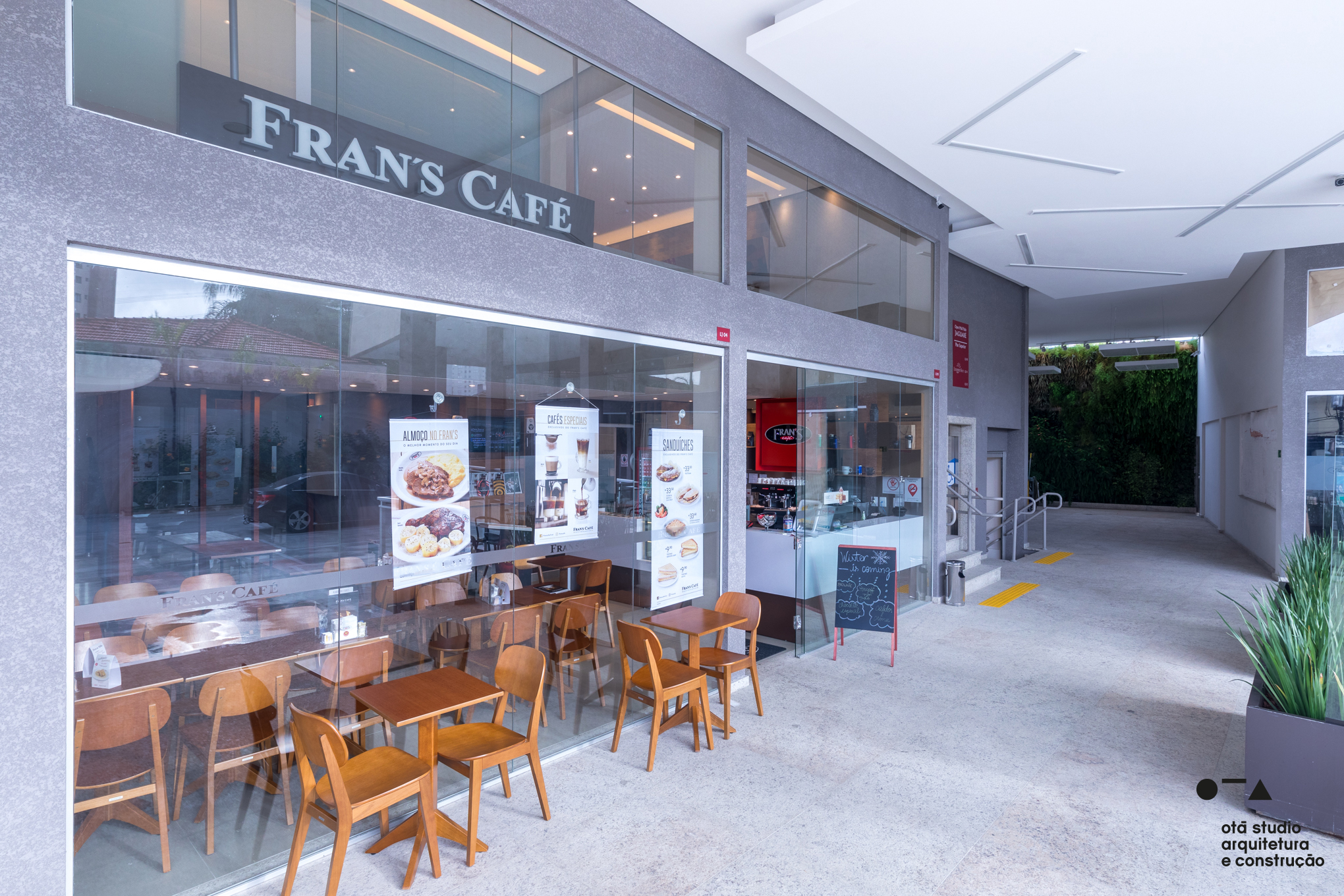 ota studio_frans café 009.jpg